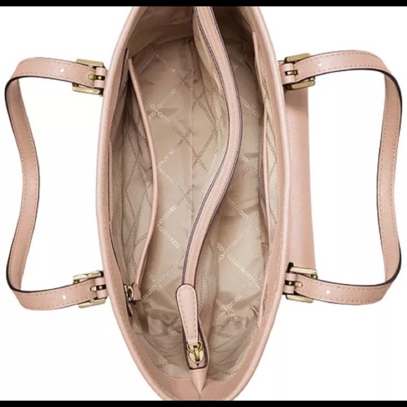 Michael Kors Jet Set Leather Pocket Tote - Picture 3 of 4